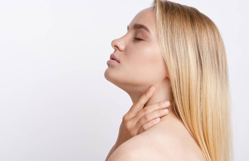 Liposucción de cuello ofrecida por él Dr. Javier Sánchez - Especialista en Cirugía Plástica Estética